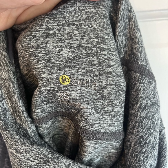 Gray High-Waisted Cropped “Hatha” Leggings by Zella. SZ XS. Nordstrom Athleisure - Picture 10 of 10